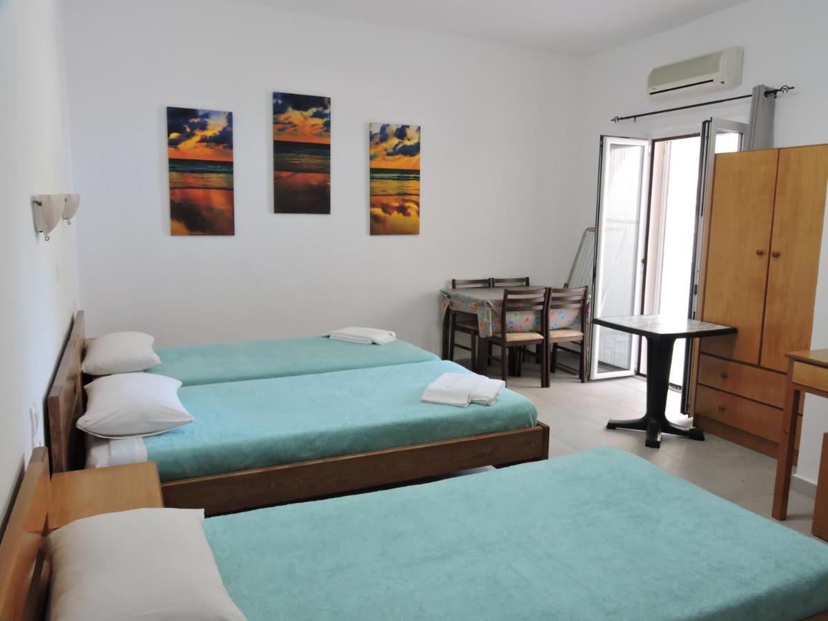 Egeon Rooms And Studios Jeorjoúpoli Eksteriør bilde