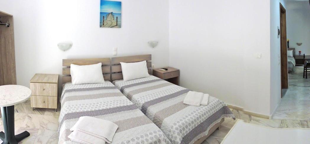 Egeon Rooms And Studios Jeorjoúpoli Eksteriør bilde